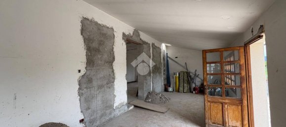 601m² Commercial property in Asolo, Italy No. 325890 35