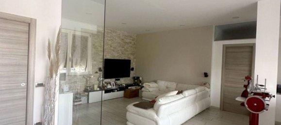 5 Schlafzimmer Haus in Inverigo, Italy, Nr. 361916 6