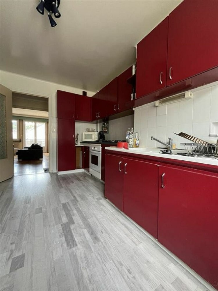 3 chambres Appartement à Lons-le-Saunier, France No. 301299