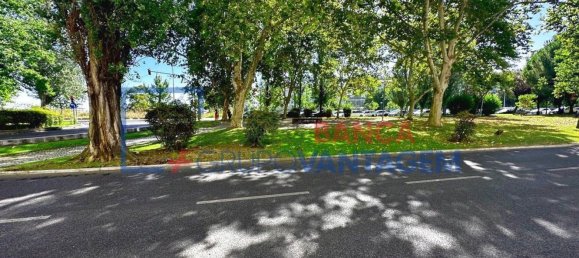 6 bedrooms Apartment in Lisbon, Portugal No. 79498 9