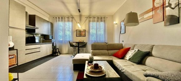 2 rooms Apartment in Lentate sul Seveso, Italy No. 33022 2