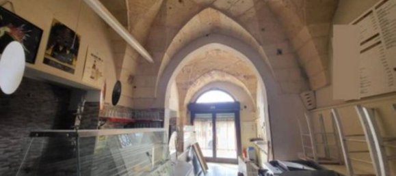 Propriété commerciale à Castri di Lecce, Italy 302m² No. 274375 3