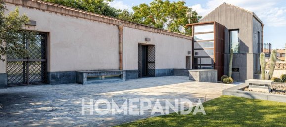 Дом с 9 комнатами в Ачи Кастелло, Италия № 299561 4