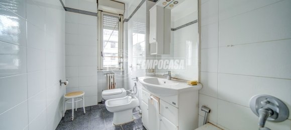 3 rooms Apartment in Turbigo, Italy No. 275864 7