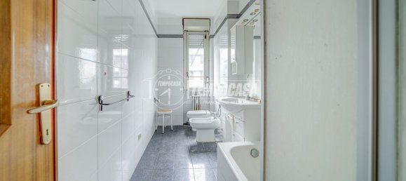 3 rooms Apartment in Turbigo, Italy No. 275864 27