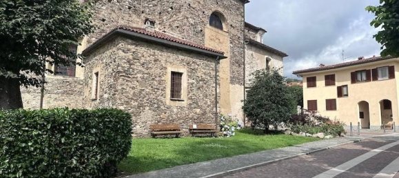 2-salle Appartement à Brovello-Carpugnino, Italy No. 41202 5