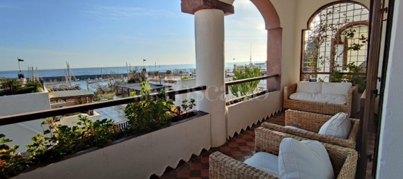 8 rooms Villa in San Felice Circeo, Italy No. 73718 2