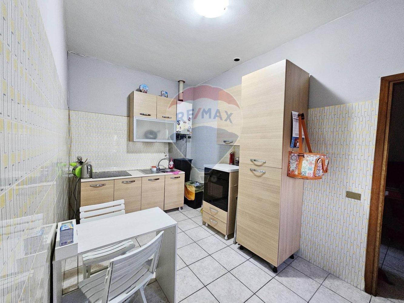 3 rooms Apartment in Vergiate, Italy No. 87675
