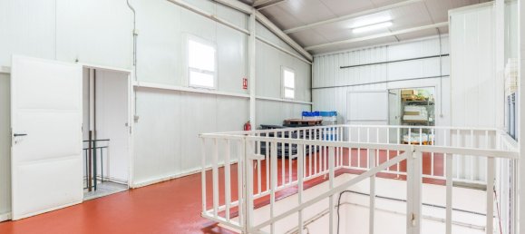 976m² Warehouse in Leganes, Spain No. 113123 45