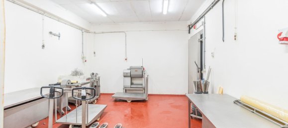 976m² Warehouse in Leganes, Spain No. 113123 30