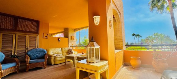 Apartamento de 3 dormitorios en Marbella, Spain No. 132216 3