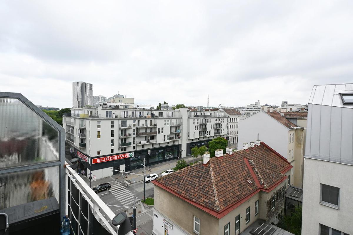 3 rooms Apartment in Mariahilf, Austria No. 214749