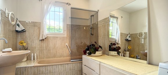 Casa de 4 dormitorios en Francueil, France No. 260329 12