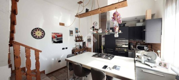 Дом с 2 спальнями в Верано Брианца, Италия № 296786 6