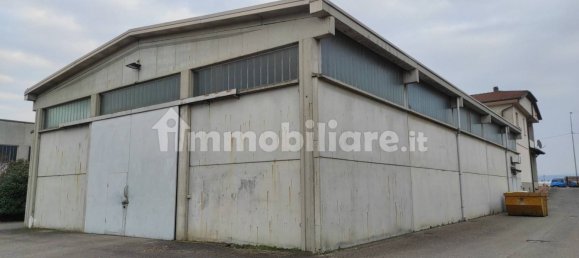 5 rooms Commercial property in Tortona, Italy No. 66893 2