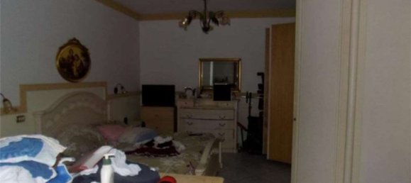 5 rooms Apartment in Nocera Inferiore, Italy No. 180099 13