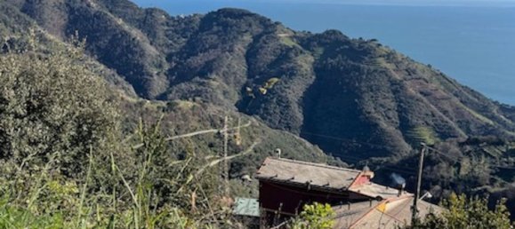 3 rooms Apartment in Vernazza, Italy No. 36231 2