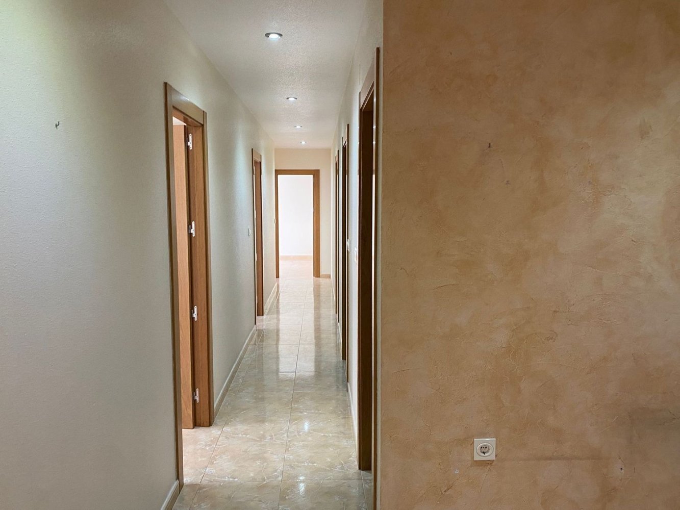 4 غرف نوم شقة في Abaran, Spain رقم 160546