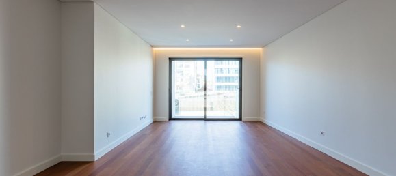 3 bedrooms Apartment in Matosinhos, Portugal No. 160404 5