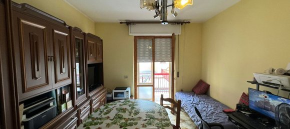 7-salle Maison à Gualdo Tadino, Italy No. 160355 24