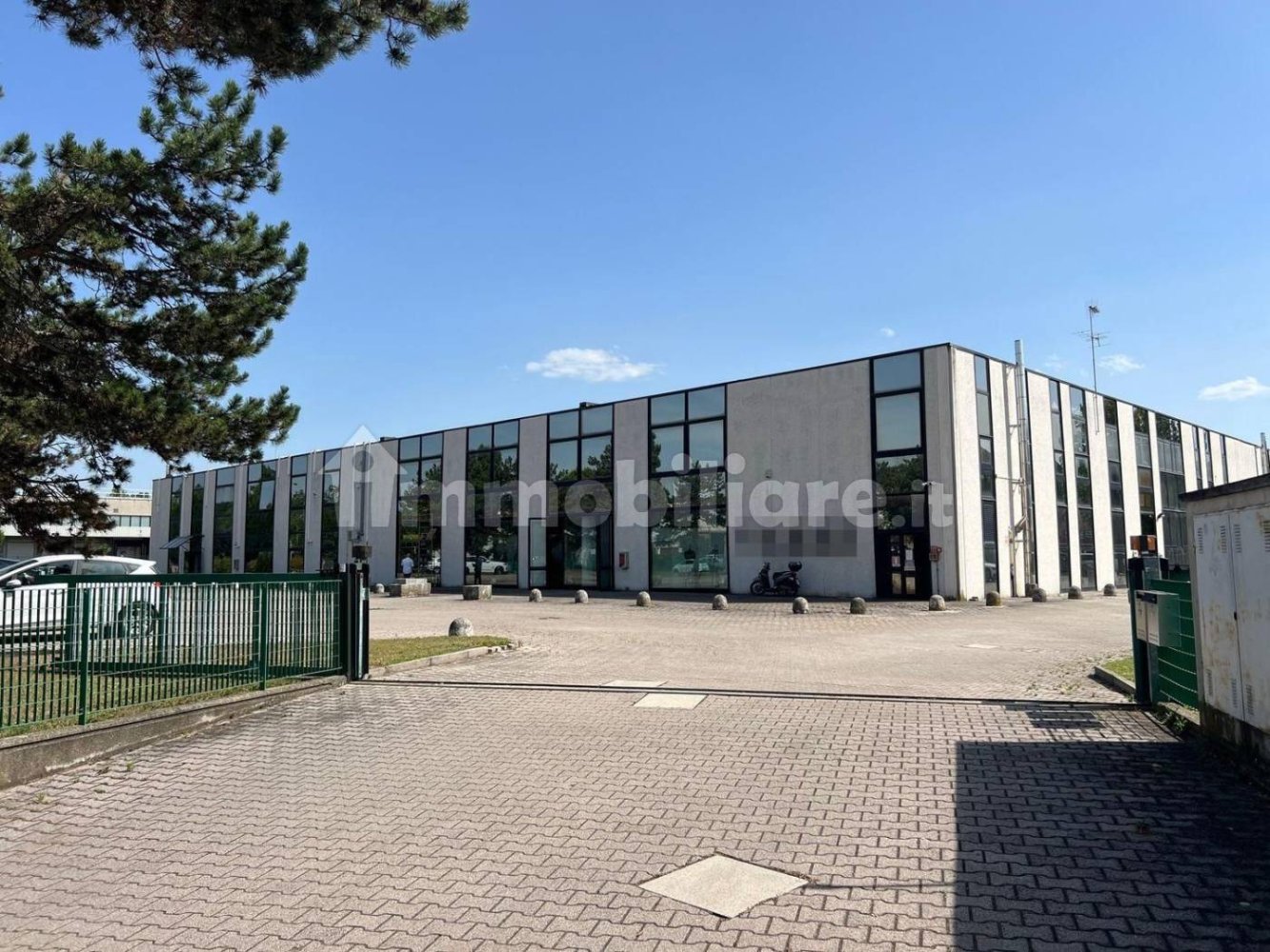 Склад с 5 комнатами в Гранароло дель Эмилия, Италия № 31435