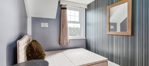 7 bedrooms House in Scarborough, United Kingdom No. 2316 14