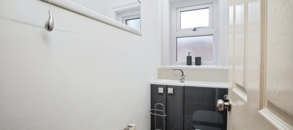 7 bedrooms House in Scarborough, United Kingdom No. 2316 17