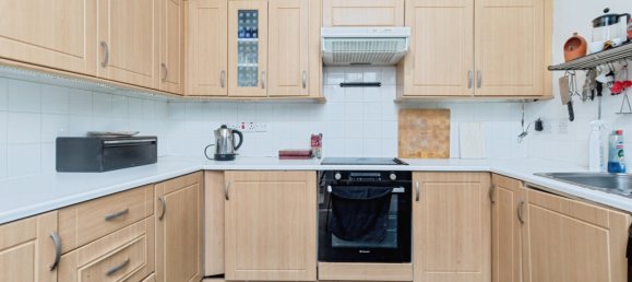 7 bedrooms House in Scarborough, United Kingdom No. 2316 4