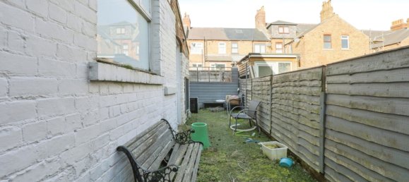 7 bedrooms House in Scarborough, United Kingdom No. 2316 20