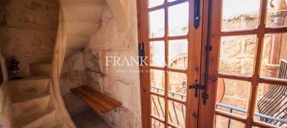 4 Schlafzimmer Stadthaus in Mellieha, Malta, Nr. 7801 14