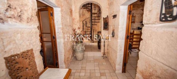 4 Schlafzimmer Stadthaus in Mellieha, Malta, Nr. 7801 12