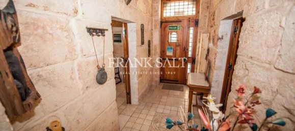 4 Schlafzimmer Stadthaus in Mellieha, Malta, Nr. 7801 7