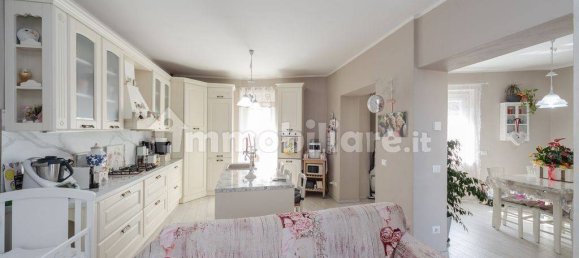 3 bedrooms Apartment in Barzanò, Italy No. 257479 6