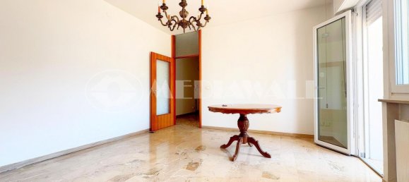5 Schlafzimmer Wohnung in Pordenone, Italy, Nr. 364681 3