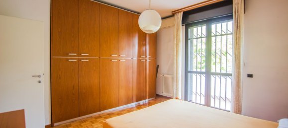 11-Zimmer Haus in Anzola dell'Emilia, Italy, Nr. 202883 25