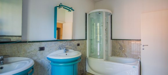 11-Zimmer Haus in Anzola dell'Emilia, Italy, Nr. 202883 19