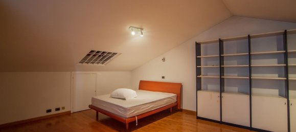 11-Zimmer Haus in Anzola dell'Emilia, Italy, Nr. 202883 34