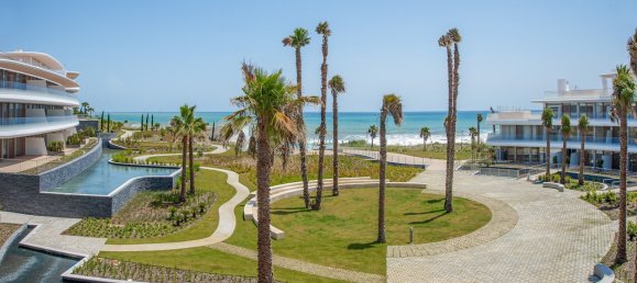 Apartamento de 3 dormitorios en Estepona, Spain No. 2455 10