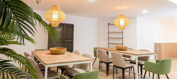 Apartamento de 3 dormitorios en Estepona, Spain No. 2455 7