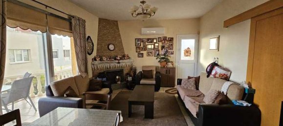 5 bedrooms Villa in Agios Athanasios, Cyprus No. 11612 2