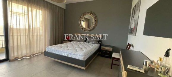 2 bedrooms Apartment in Zebbug, Malta No. 6165 12