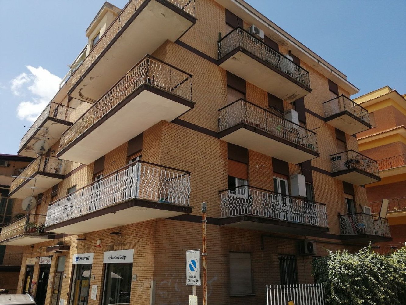 3 bedrooms Apartment in Rome, Italy No. 321614