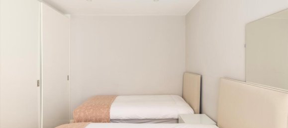 3 Schlafzimmer Haus in London, United Kingdom, Nr. 7076 16