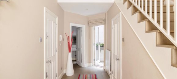 3 Schlafzimmer Haus in London, United Kingdom, Nr. 7076 20