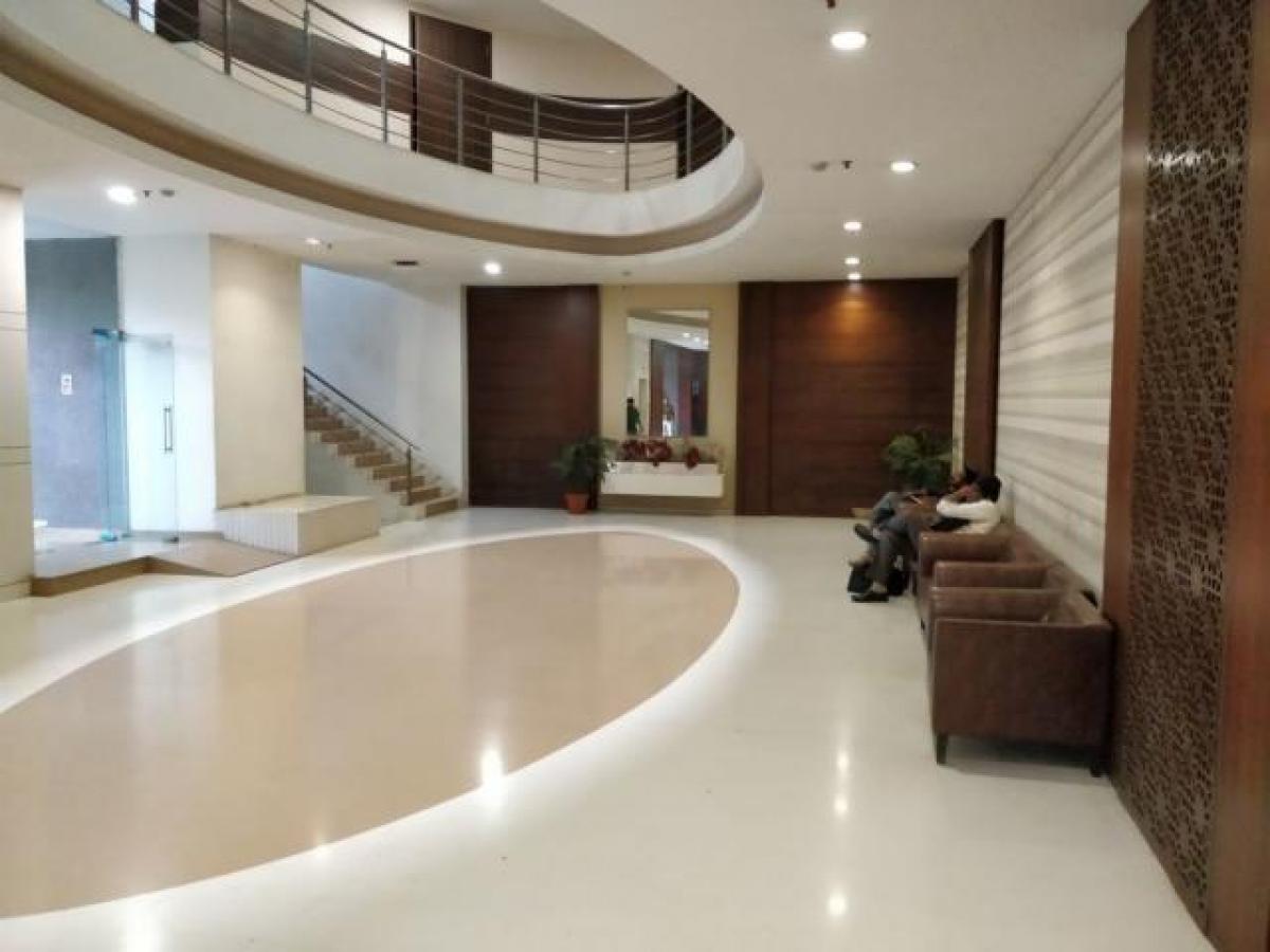 3 bedrooms House in Mumbai, India No. 14037