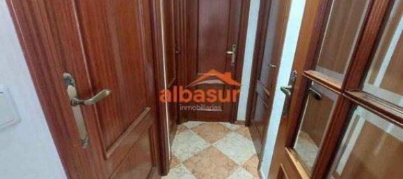 Квартира с 3 спальнями в Кордова, Испания № 186688 4