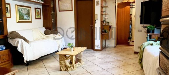 6 bedrooms Apartment in Tradate, Italy No. 225169 9
