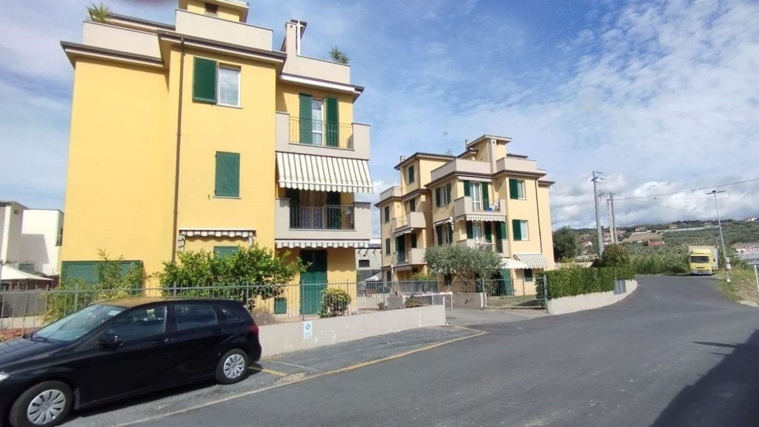 2 rooms Apartment in Diano Castello, Italy No. 189183