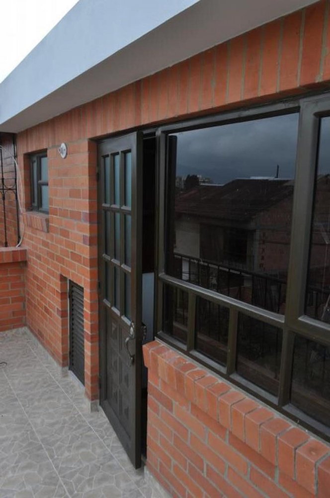 Дом с 4 спальнями в Кундинамарка, Колумбия № 5342