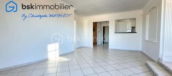2 bedrooms Apartment in Verneuil-sur-Seine, France No. 318729 3